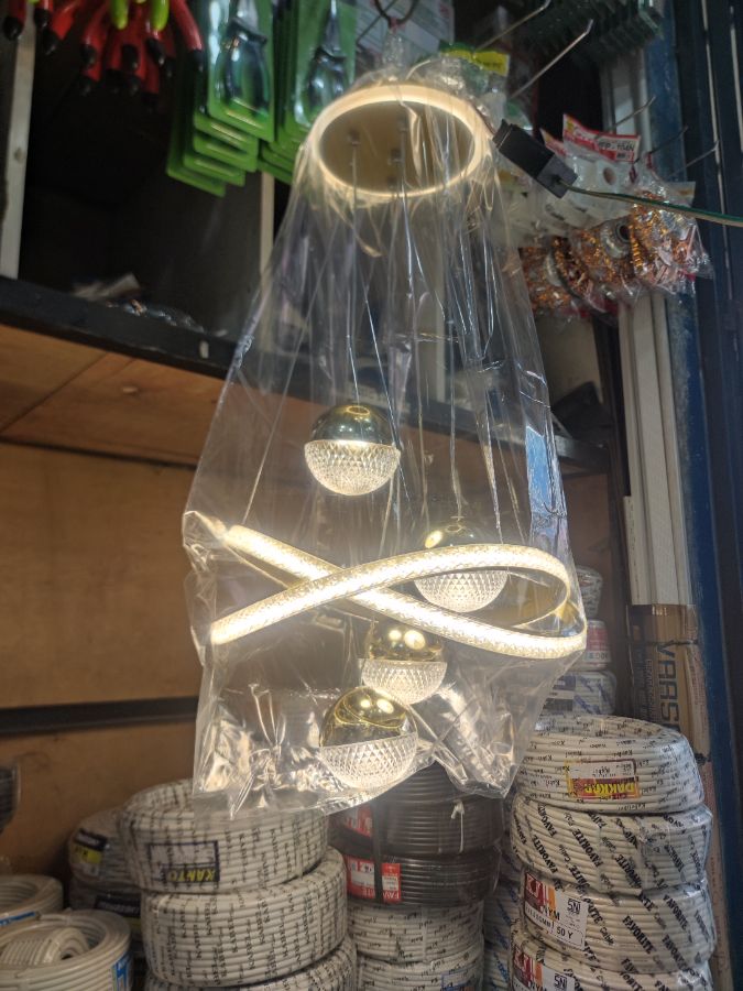 LAMPU GANTUNG HIAS 70W CRYSTAL