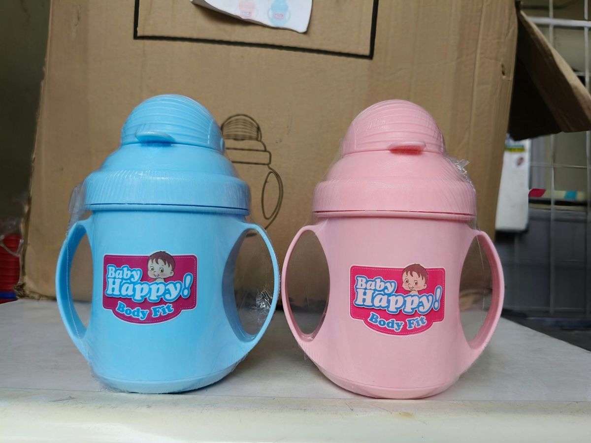 Tempat minum anak