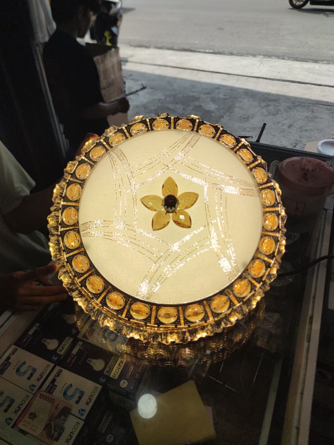LAMPU PLAVON CRYSTAL CLT 866 500