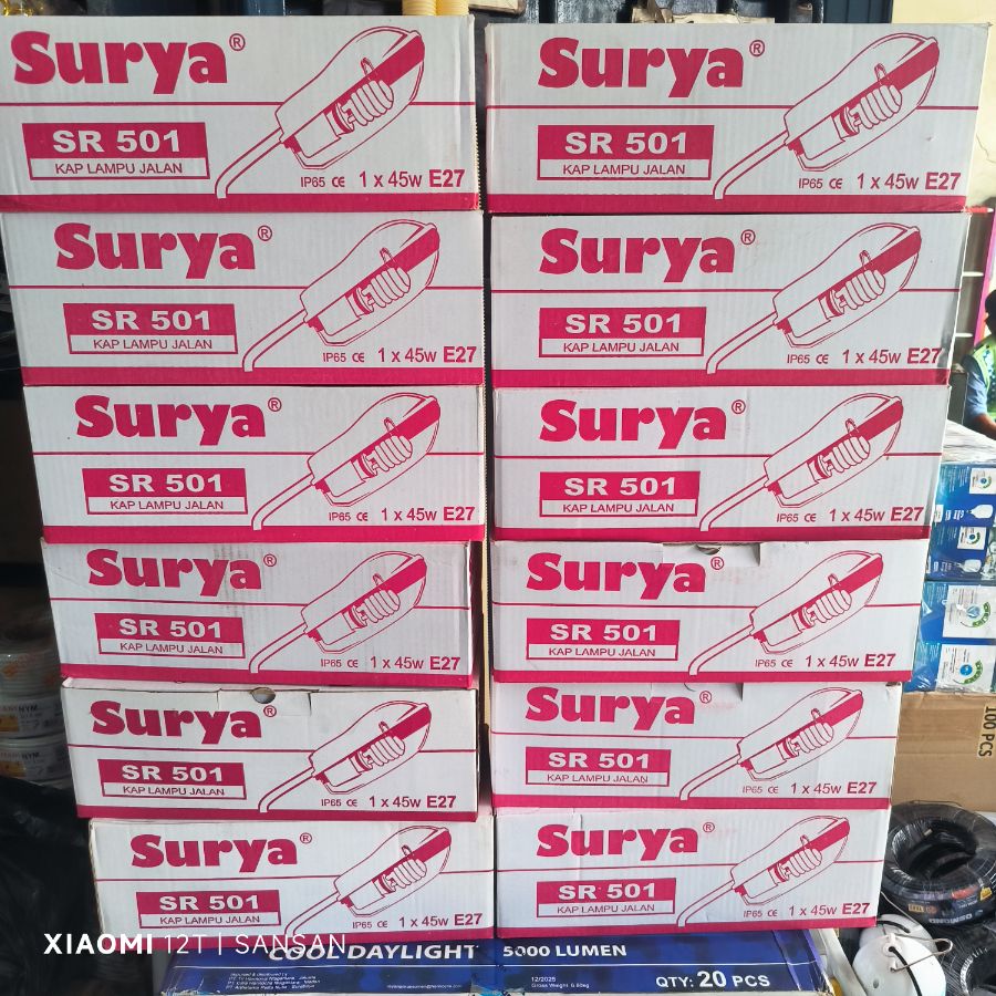 KAP LAMPU JALAN SURYA