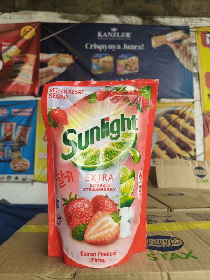 Sunlight Strawberry 650ml