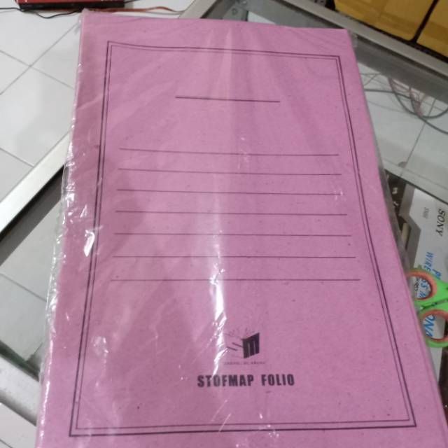 Stop Map Folio Warna Merah