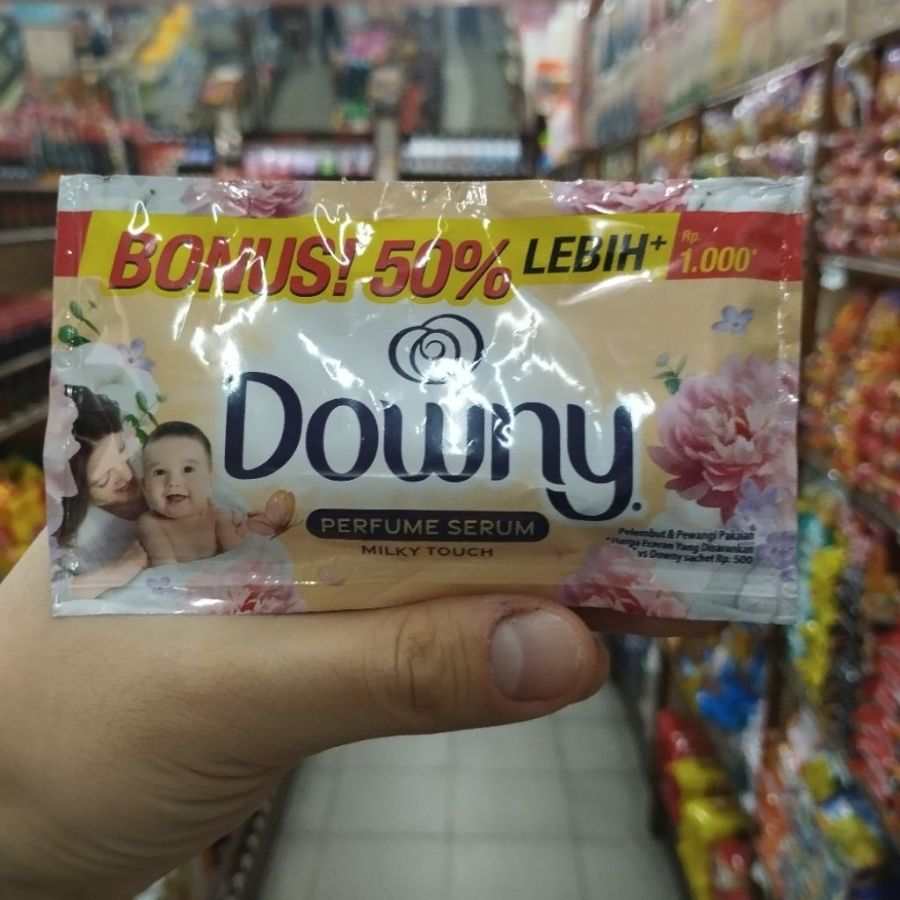 Downy Perfume Serum Milky Touch 22ml