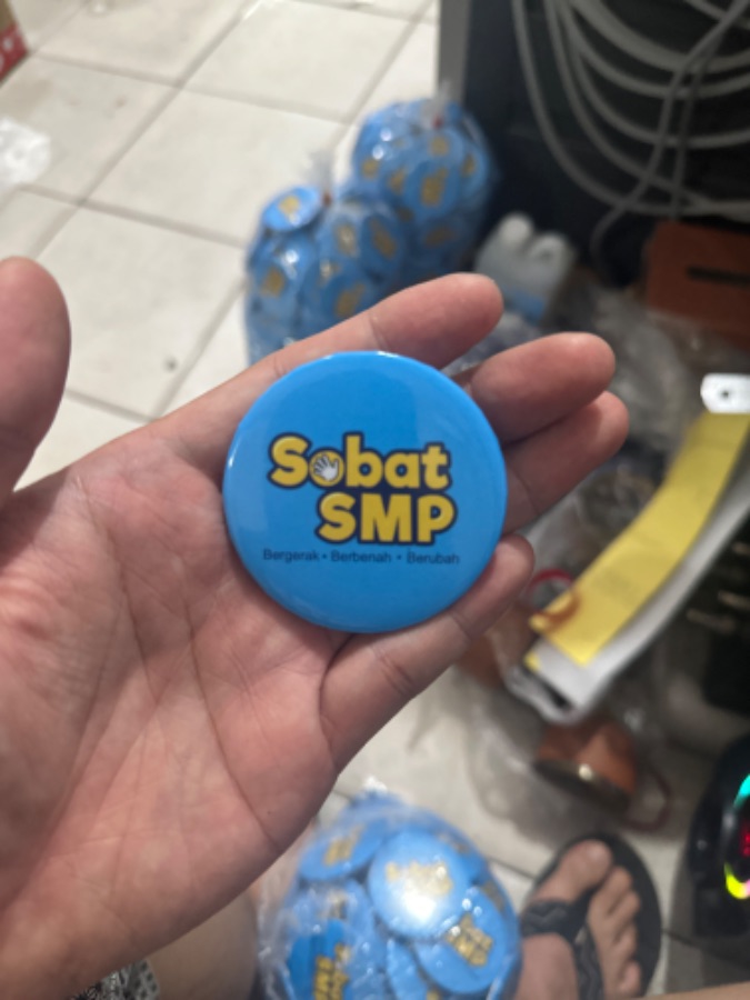 PIN  (minimal 25 pcs) harga berbeda setiap pesanan