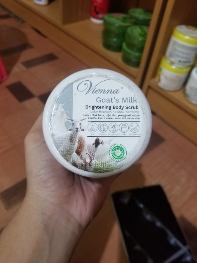 Lulur Vienna Goats Milk 250 gr