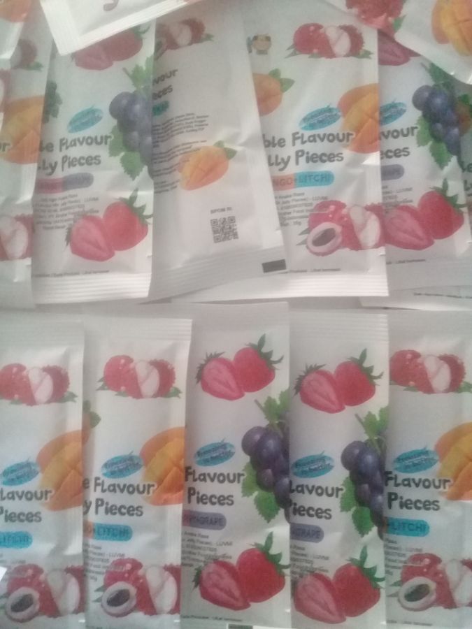 Double flavour jelly pieces