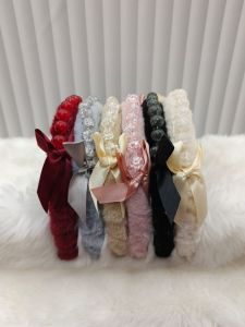 Bando bulu mutiara 