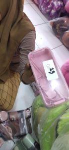 Lunch box  