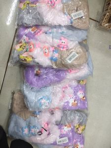 Ikat rambut bulu isi 12