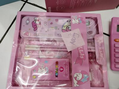 Tempat pensil set