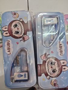 Tempat pensil labubu