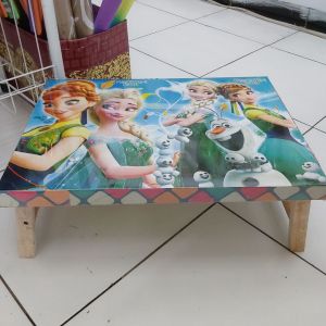 MEJA BELAJAR