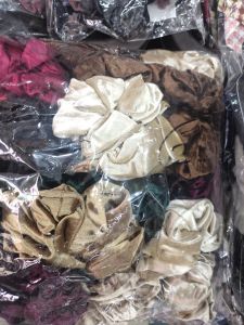 Ikat rambut bludru uk. L isi 12