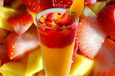 Jus Mix Strawberry Tomat Mangga