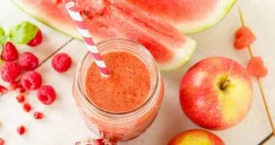 Jus Mix Semangka Apel Lemon
