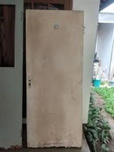 Triplek pintu 