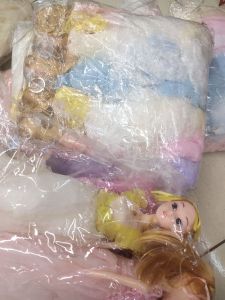 Boneka barbie 