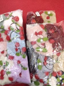 Ikat rambut bulu isi 12 