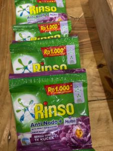 RINSO ANTI NODA+MOLTO PERFUME ESSENCE 6X40GR RENCENG