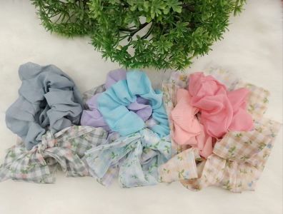 Ikat rambut pita bunga 