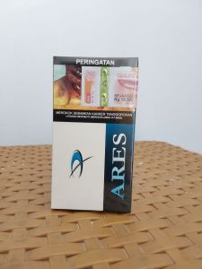 ROKOK ARES
