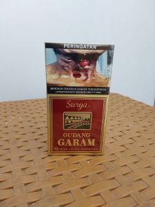 ROKOK SURYA 12