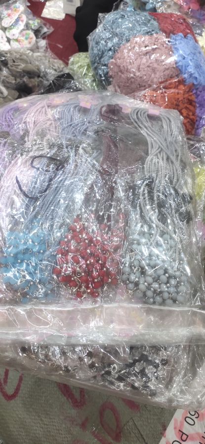 Tali masker permata