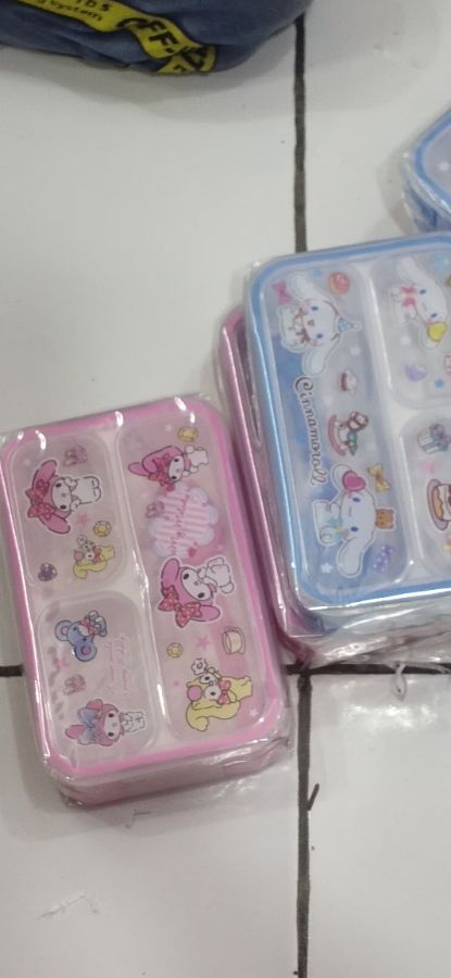 Lunch box 