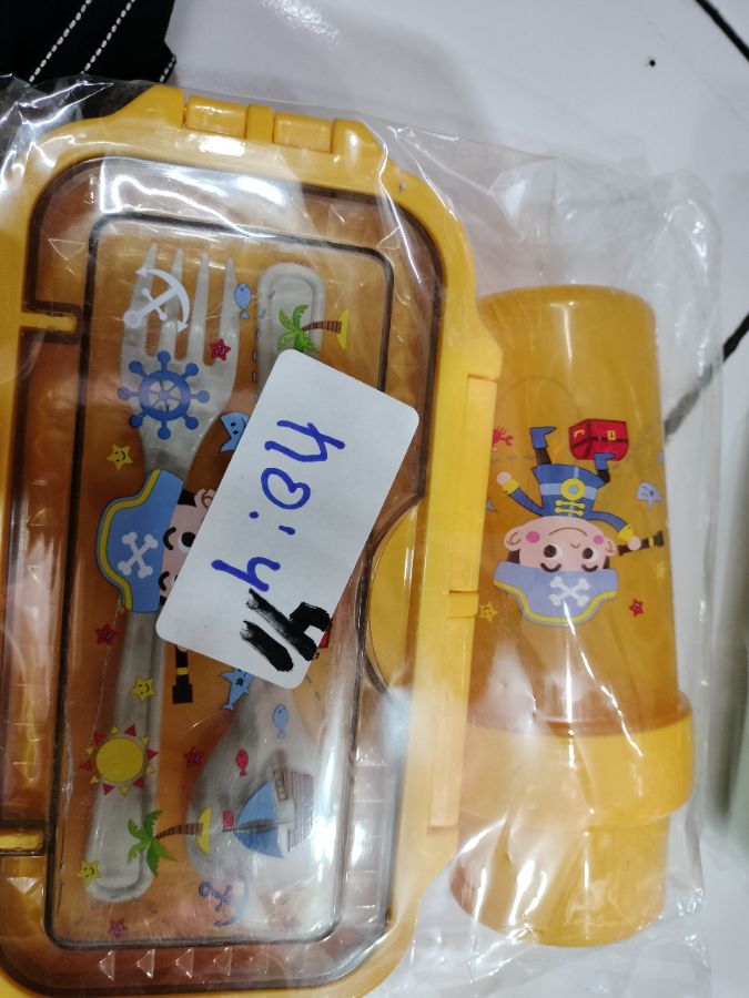 Tempat makan set