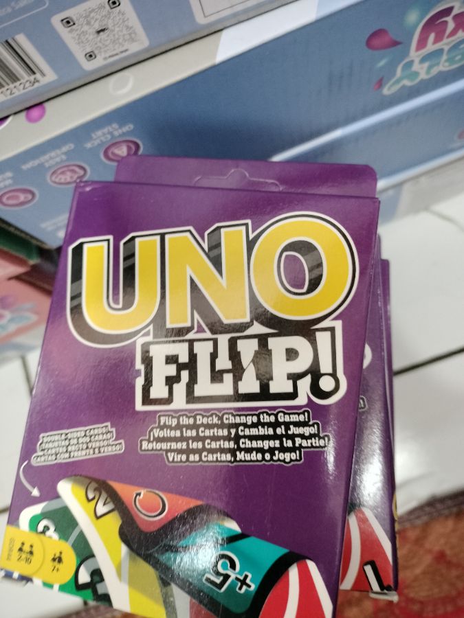 Kartu uno flip