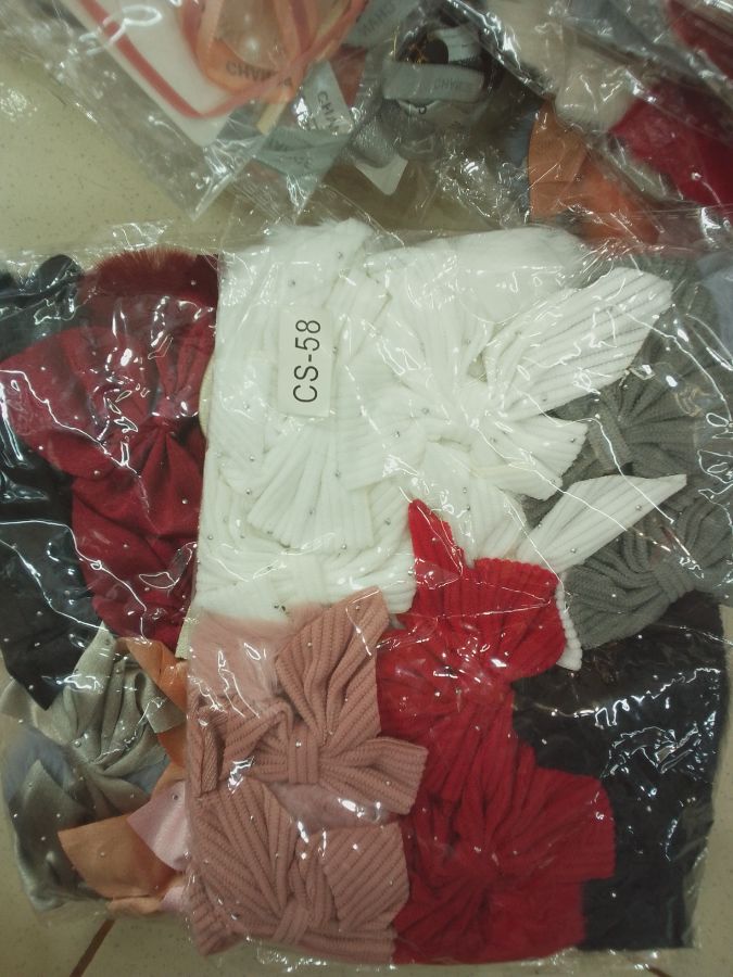 Ikat rambut bulu pita isi 12