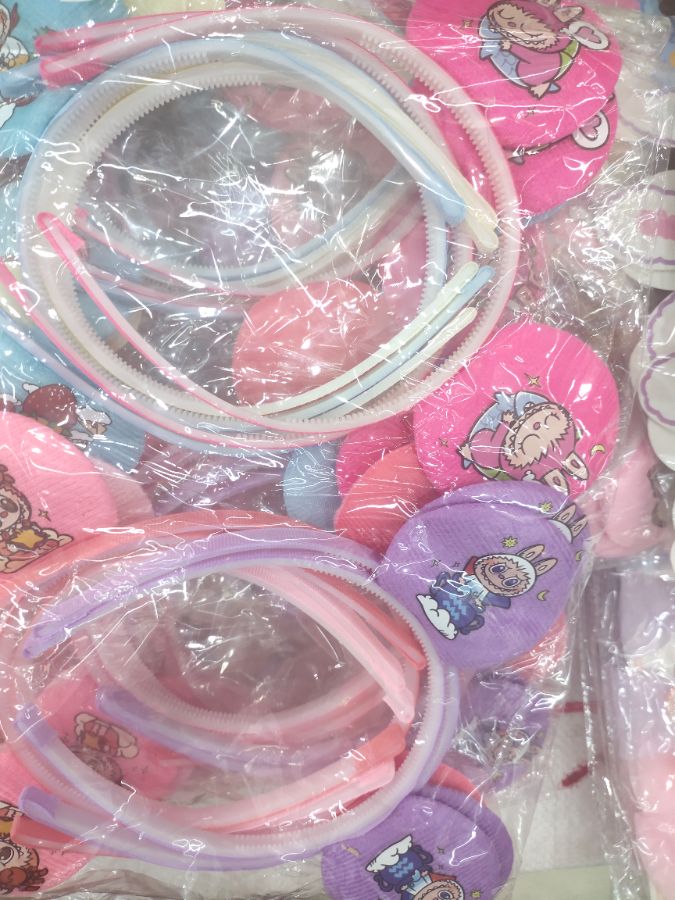 Bando labubu isi  6