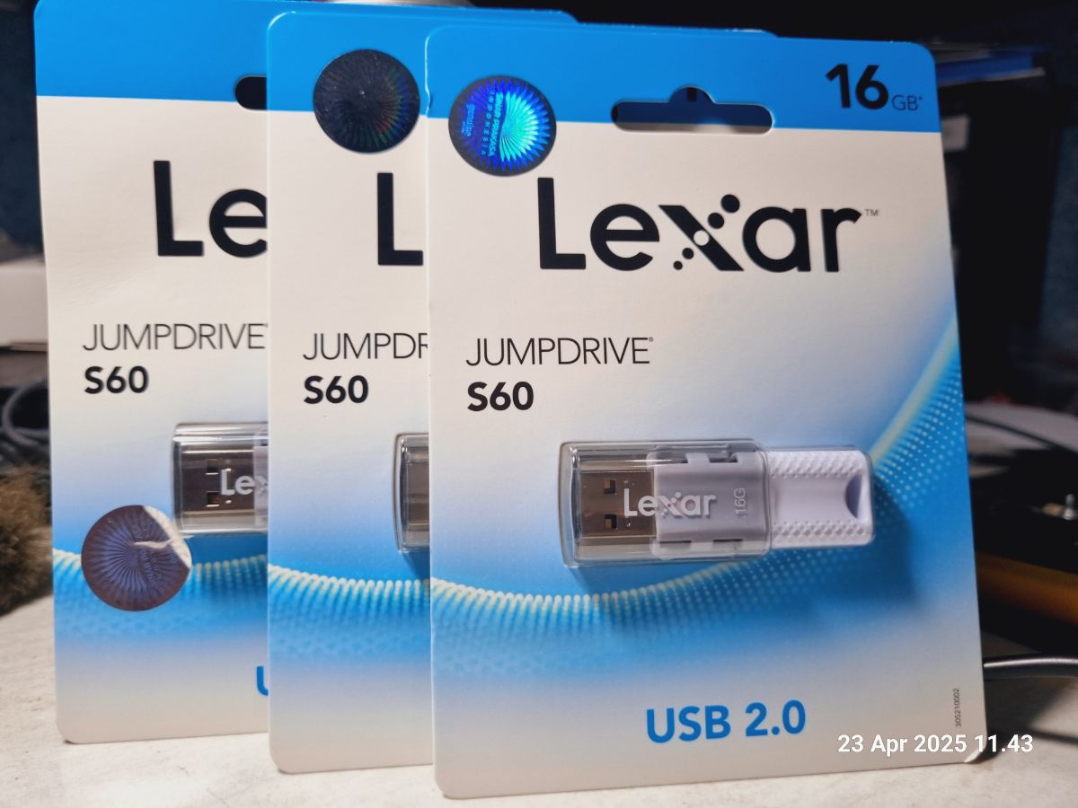FLASHDISK LEXAR JUMPDRIVERL S60 16GB