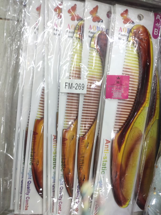 Sisir isi 6