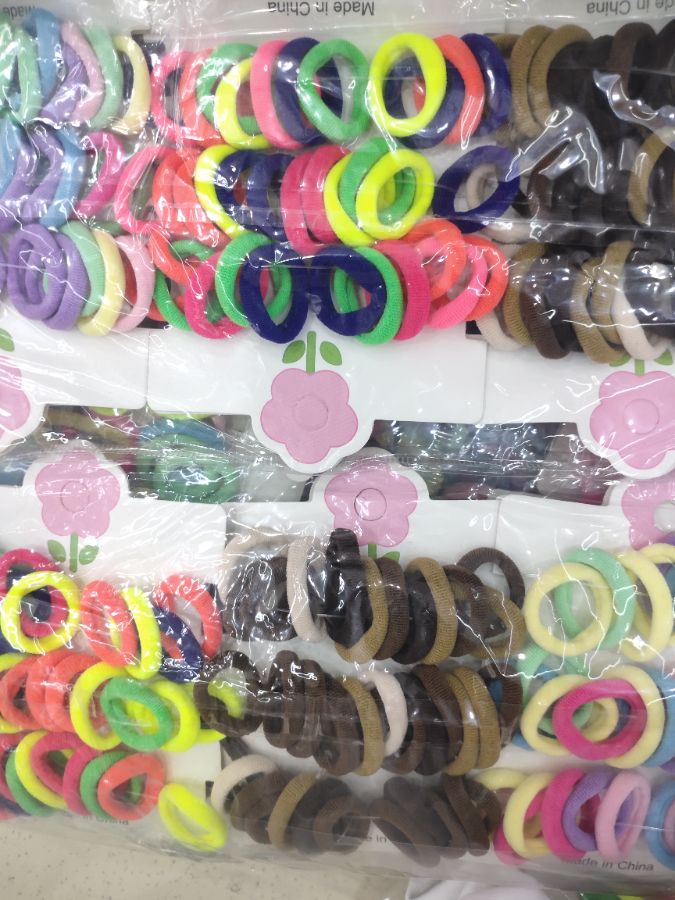Ikat rambut kar 
