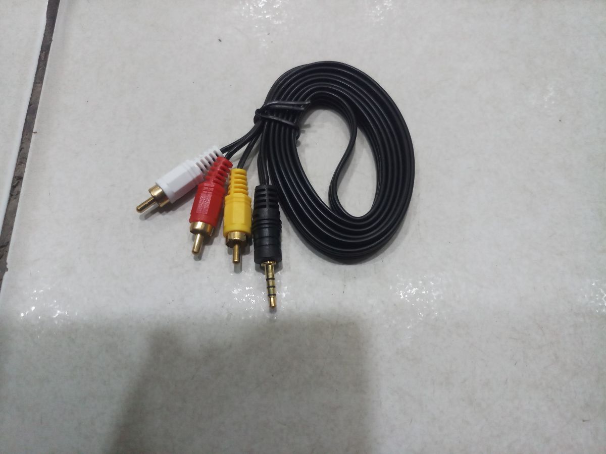 kabel rca 3 x 1 (1,5m)