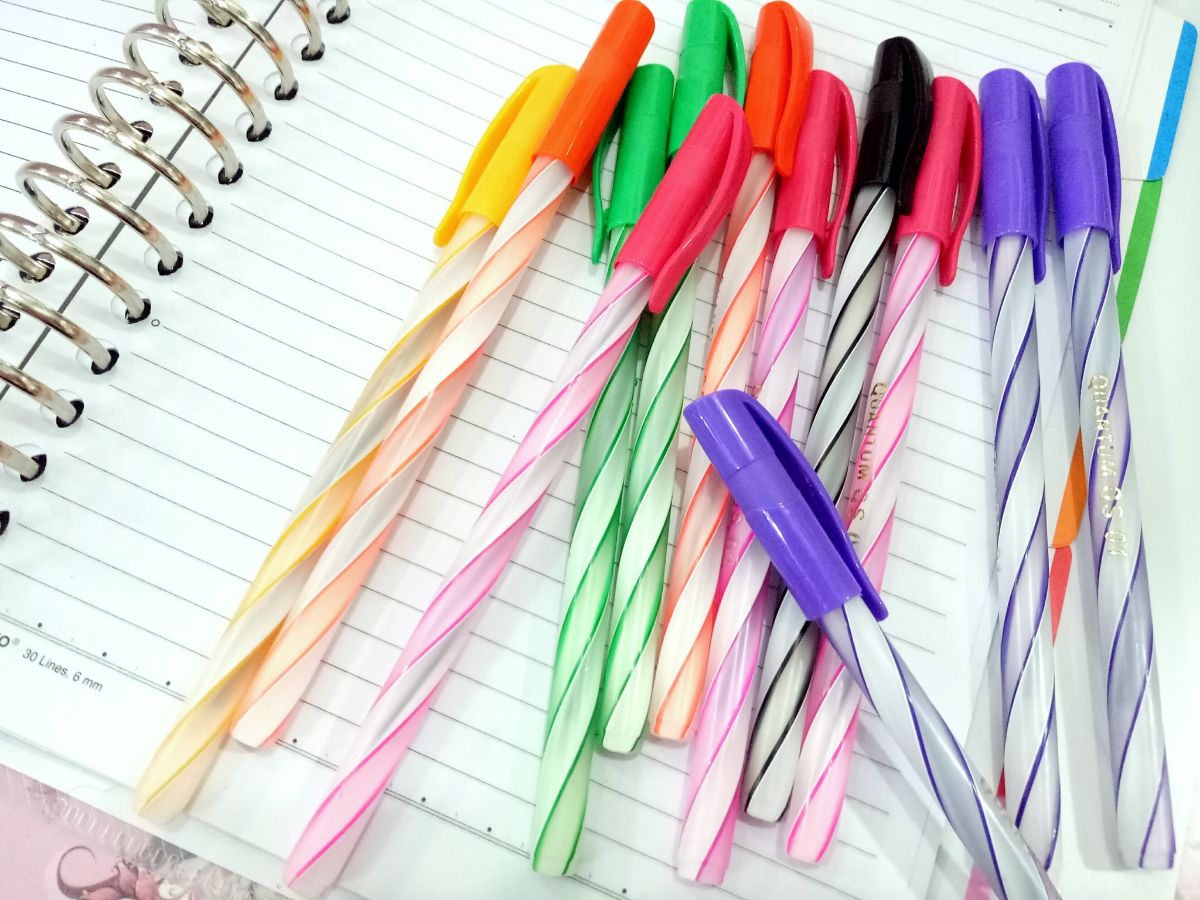 PEN HITAM
