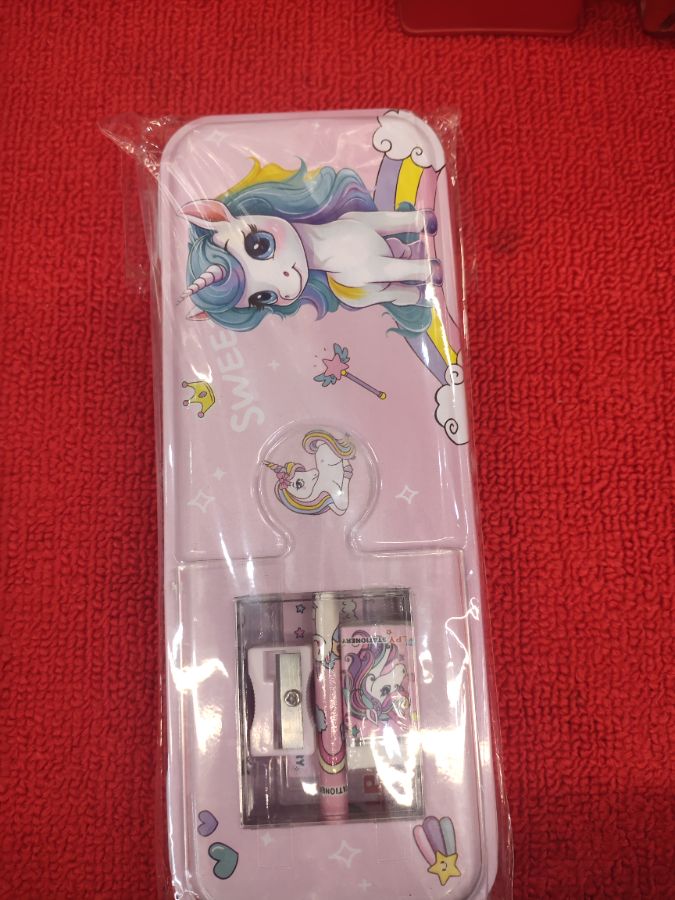 Tempat pensil 