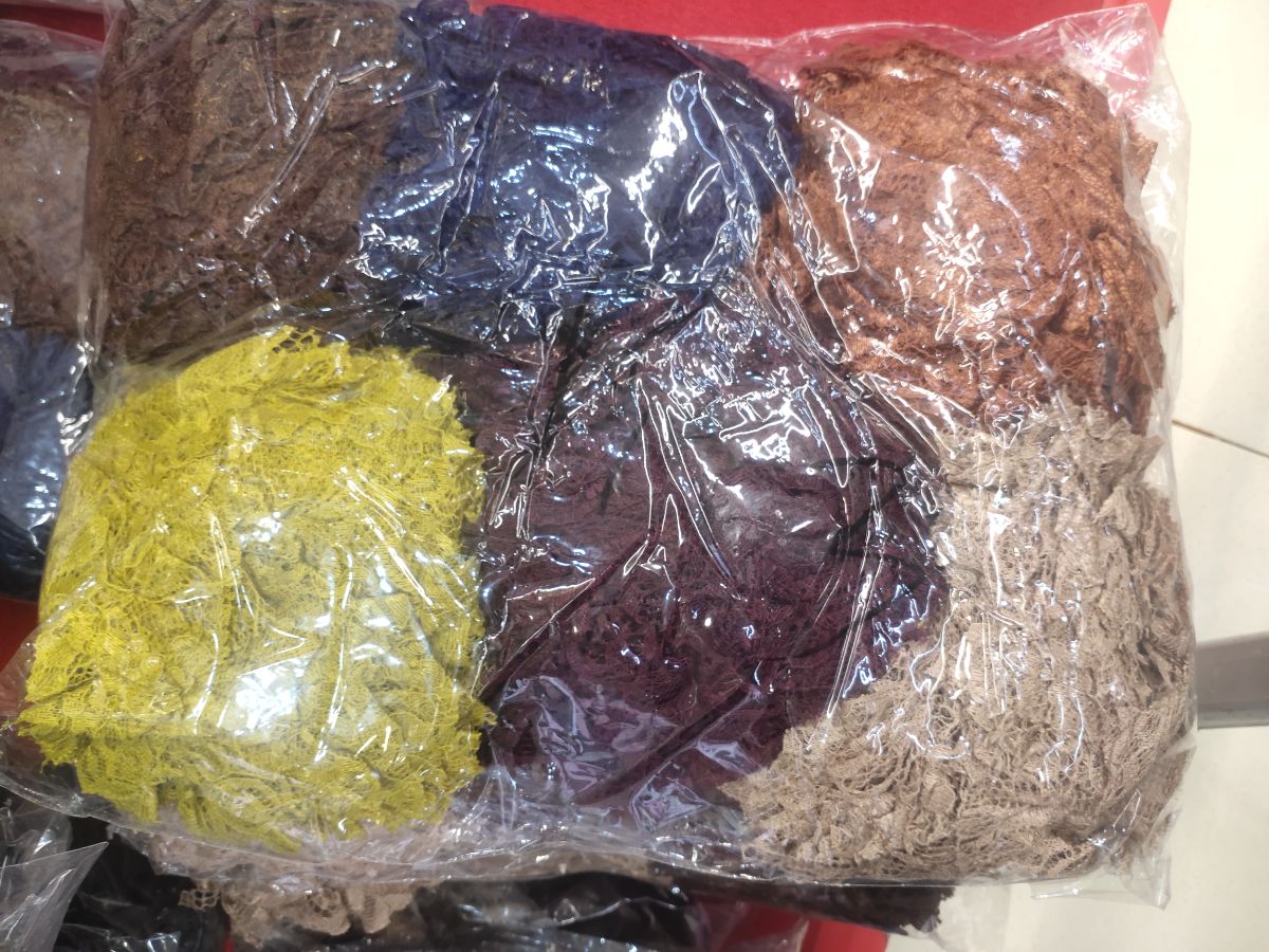 Ikat rambut brukat Jumbo