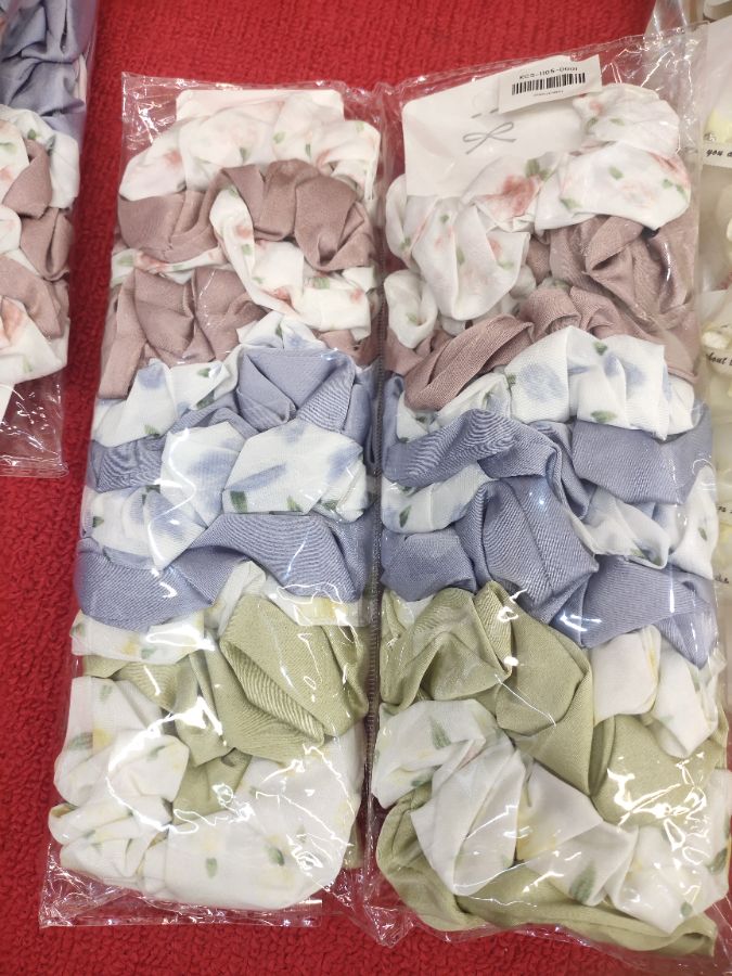 Ikat rambut scrunchie isi 6kar 