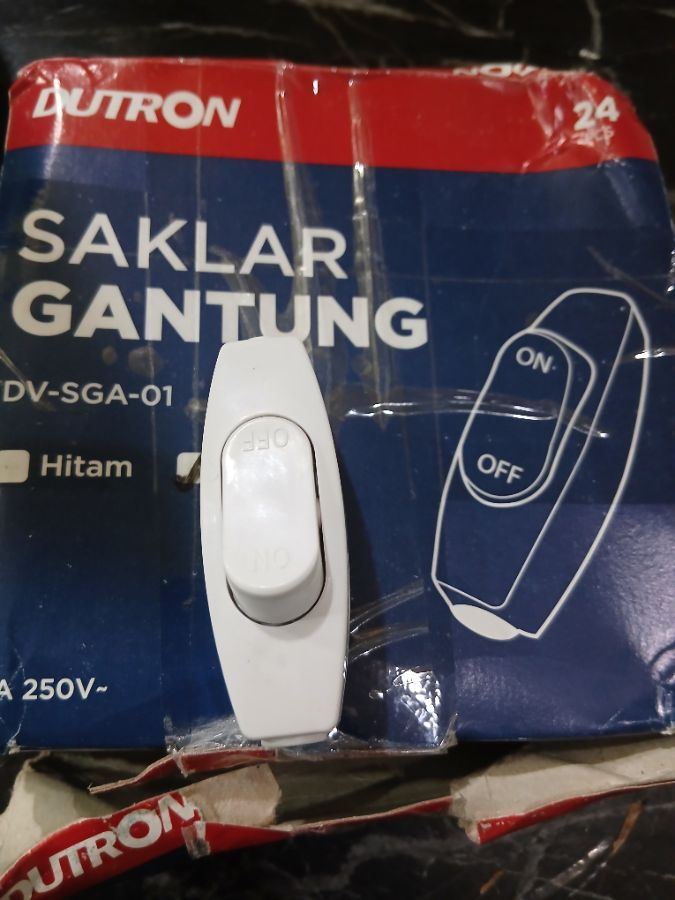 Saklar gantung dutron putih 