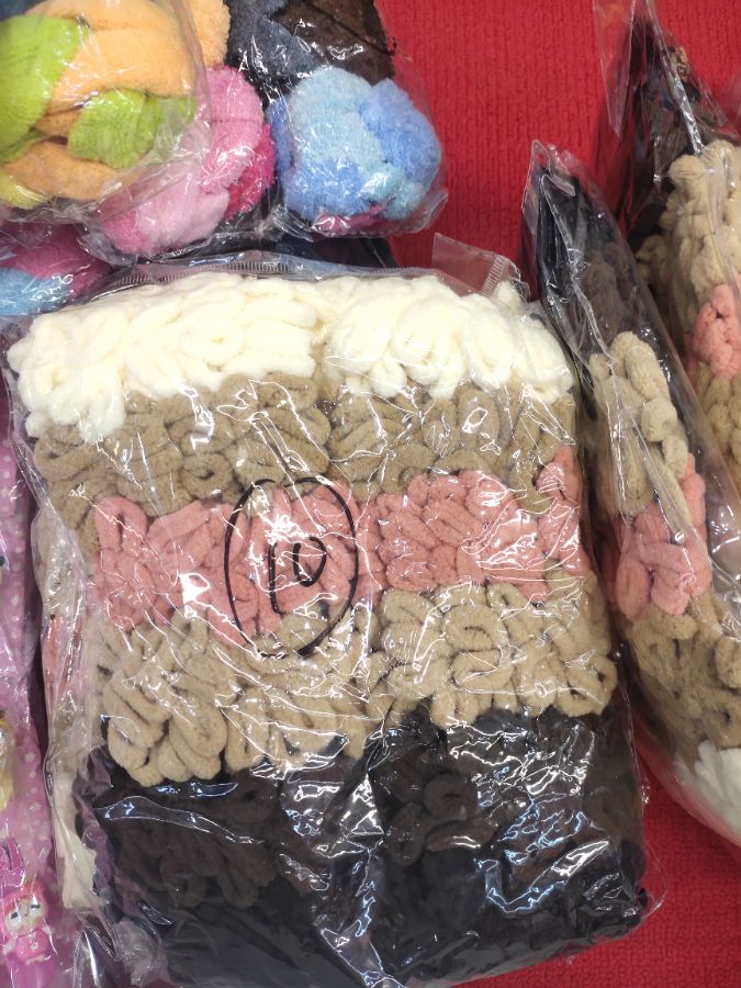 Ikat rambut isi 12