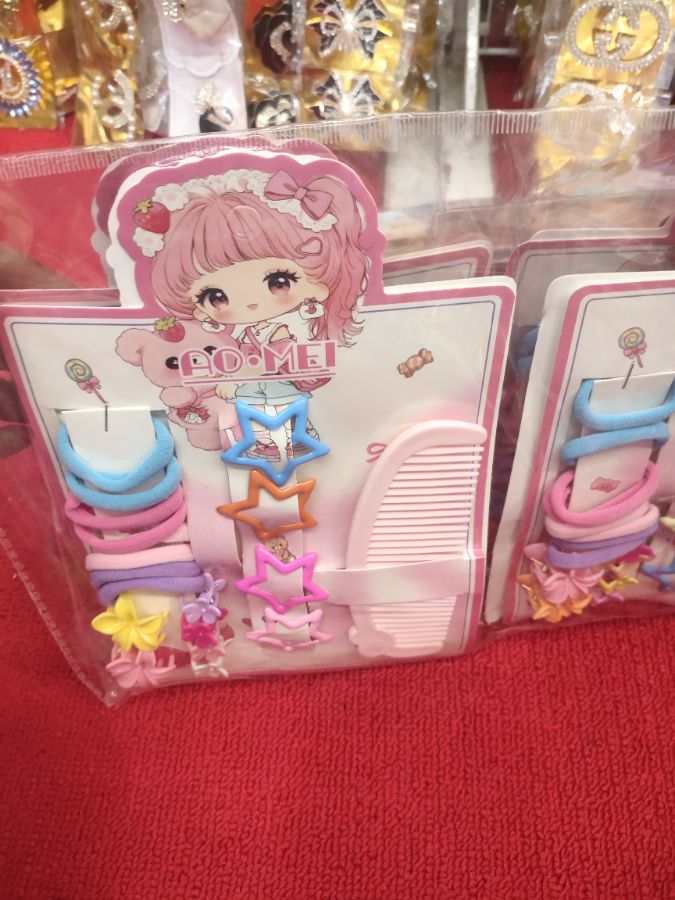 Ikat rambut set sisir kar 