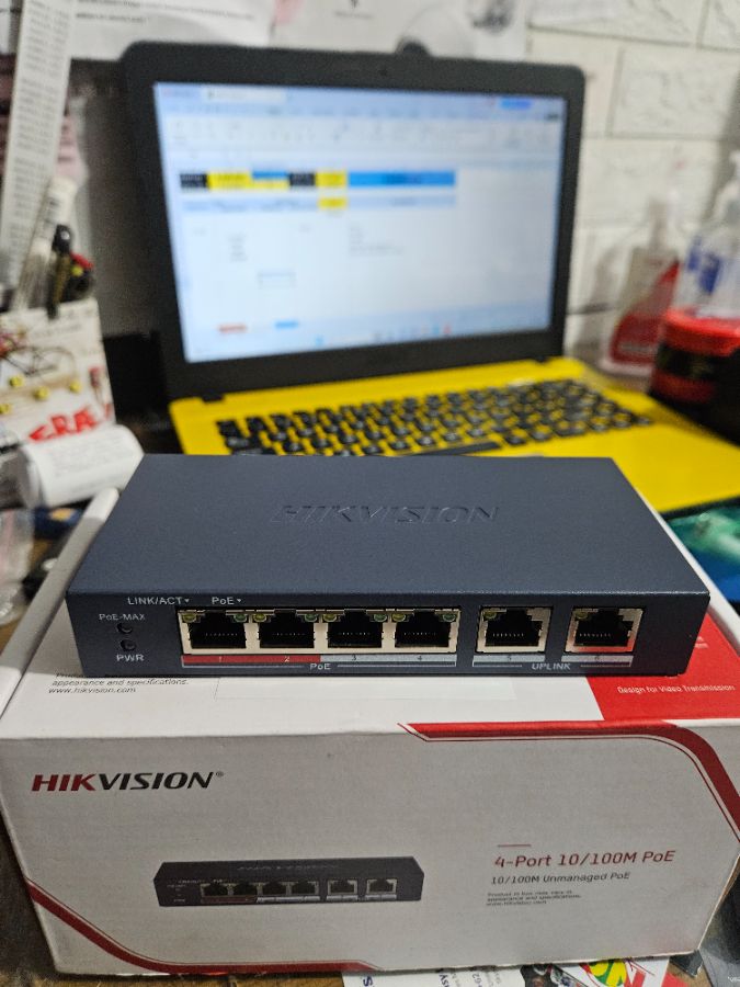 POE HIKVISION DS-3E010P-E/M 4+2P