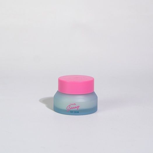 SUNNY DAY CREAM WITH SUNSCREEN by Camille