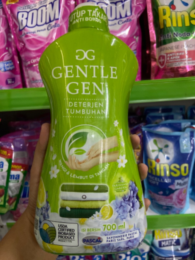 GENTLE GENT BOTOL HIJAU 700ML