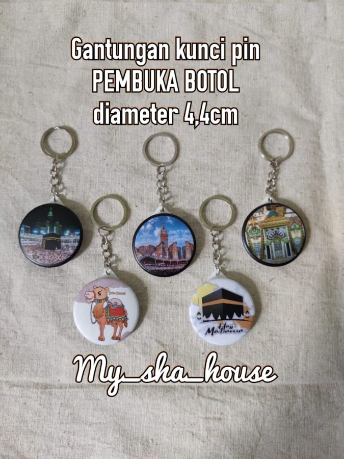 Gantungan kunci pin