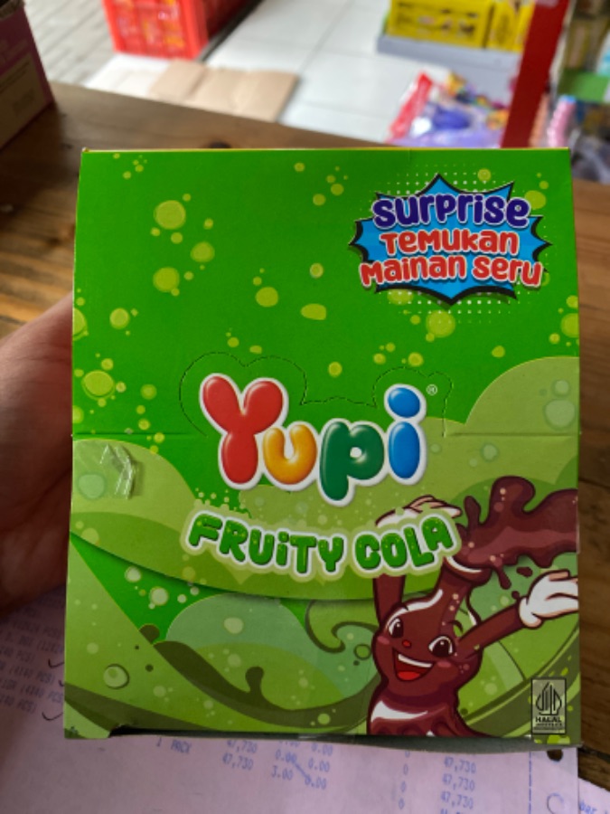YUPI 500 FRUITY COLA 24X6GR