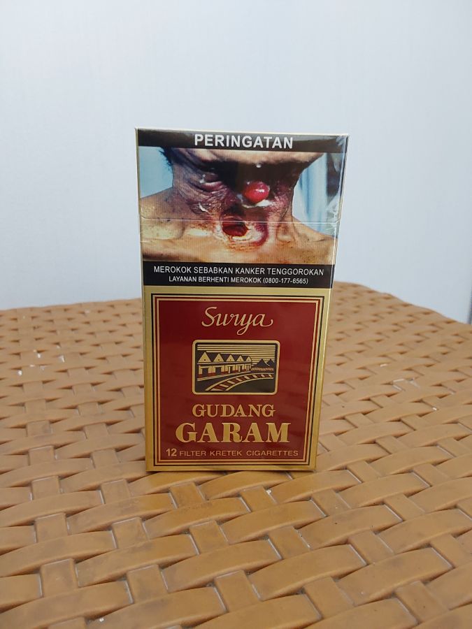 ROKOK SURYA 12