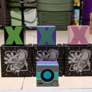 Speaker XI